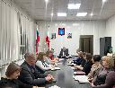 Глава района В.Г. Лазарев провёл рабочую планёрку с аппаратом администрации, на которой обсудили ряд актуальных тем. 