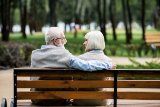 Минздрав сравнил продолжительность жизни женщин и мужчин в России