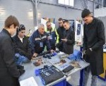 Губернатор Саратовской области поздравляет с Днем молодежи.
