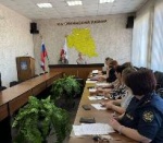 Состоялось очередное заседание комиссии по делам несовершеннолетних и защите их прав под председательством заместителя начальника управления образования администрации КМР,