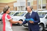 Валерий Радаев передал новый автотранспорт сельским поселениям