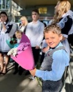 В СОШ №1 прошла торжественная линейка, посвященная Дню знаний.