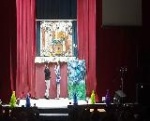 Сегодня в Центре творчества и детства (ЦТиД) состоялась премьера нового детского спектакля театра кукол "Солнышко" - "Гусенок".