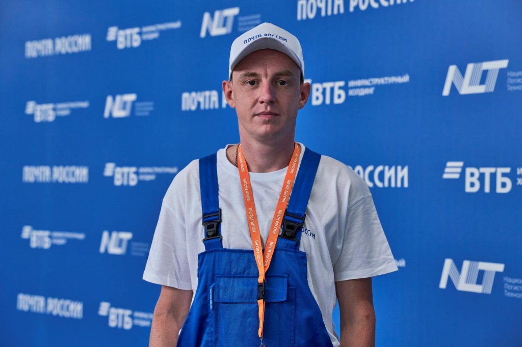 Водитель Почты России из Саратова признан лучшим в макрорегионе Волга