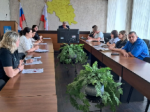 Глава района принял участие в заседании  Правительства Саратовской  области, которое прошло в формате видеоконференцсвязи при Губернаторе Саратовской области Романе Бусаргине   В повестке дня были рассмотрены ключевые вопросы развития  региона:  