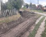Сегодня работы по прокладке ливневой канализации проводились во 2-м Чапаевском проезде.