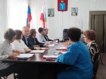 Принял участие в заседании Совета депутатов муниципального образования г. Калининск. 