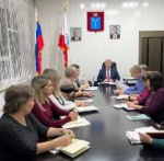 Провел рабочее совещание с заместителями и руководителями профильных отделов. Обсудили ключевые задачи на ближайшие дни.