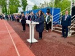 Первый заместитель главы администрации Татьяна Кузина приняла участие в торжественном мероприятии, приуроченном ко Дню Великой Победы – финиш эстафеты «Знамя Победы» сегодня прошло на ФОКОТа.
