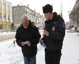 В Калининске сотрудники правопорядка провели акцию по предупреждению мошенничества