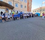Начальник отдела дорожного хозяйства и транспорта Калининского района Елена Боровая наградила победителей "Безопасного колеса - 2026"