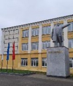 Центральная площадь города – место, где сосредоточена жизнь поколений калининцев, здесь проходят митинги и акции, народные гулянья и праздничные концерты, спортивные мероприятия. 