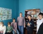В дни каникул школьники села Колокольцовка побывали в фельдшерско-акушерском пункте, но не в качестве пациентов.