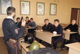 Сотрудники МО МВД России «Калининский» провели урок ранней профориентации молодёжи