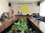 Начальник управления земельно-имущественных отношений Елена Умришова выступила с докладом