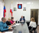 Глава района Валерий Лазарев принял участие в работе комиссии по отбору кандидатов для приёма на работу. 