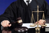 Двое жителей Калининска признаны виновными в причинении приятелю тяжкого вреда здоровью, повлекшем его смерть 