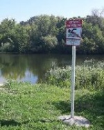 Одной из основных причин гибели людей на водных объектах является купание в неустановленных местах.