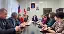 Глава района Валерий Лазарев провел рабочую планерку с заместителями, начальниками управлений и отделов администрации. 