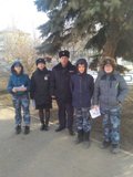 Полицейские совместно с юными помощниками провели в Калининске акцию «Остерегайтесь мошенников!»