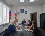 Перед началом рабочей недели глава района  провел плановое совещание с профильными заместителями и начальниками управлений администрации. 