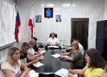 Провел рабочую планерку с заместителями, начальниками управлений и отделов администрации. 