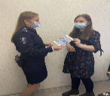 Полицейские продолжают информировать граждан об уловках мошенников