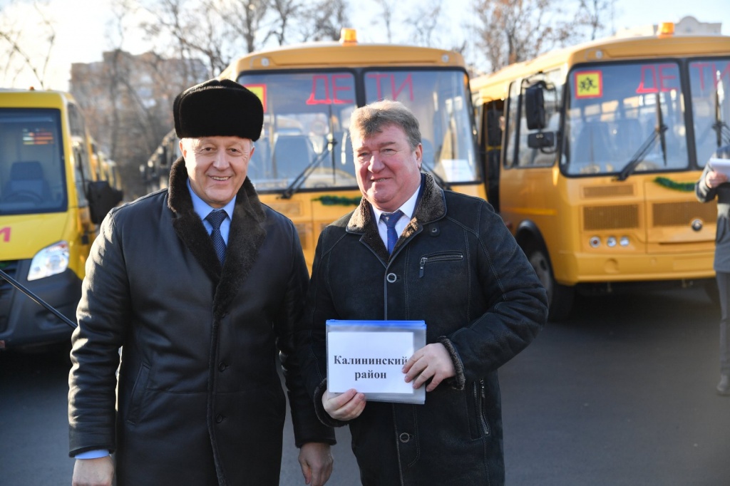 лазарев.jpg